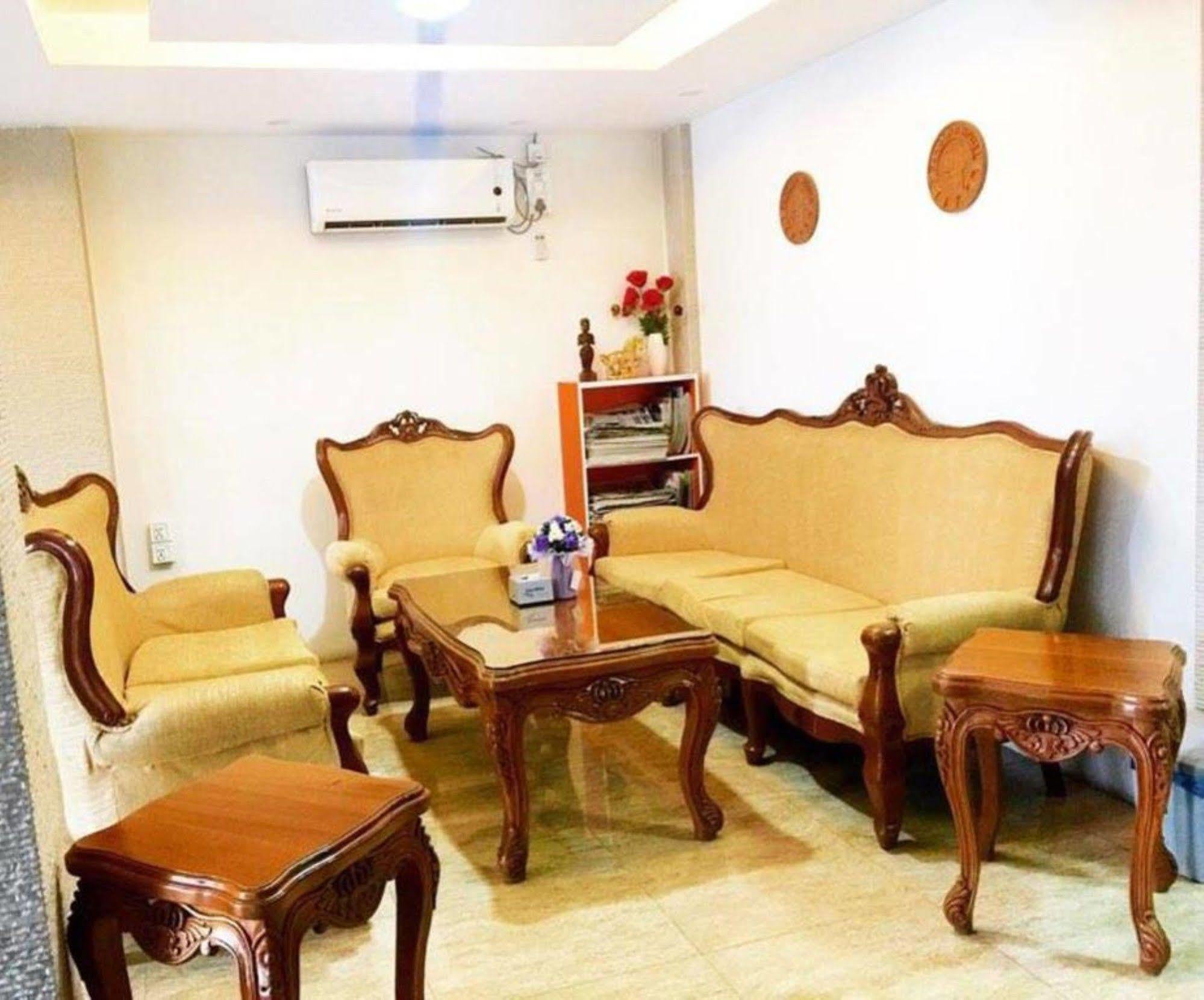 Pandora Motel Yangon Ngoại thất bức ảnh