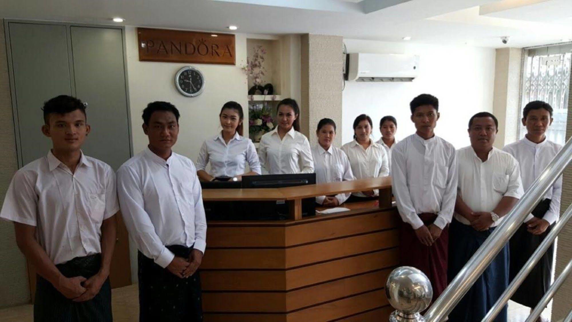 Pandora Motel Yangon Ngoại thất bức ảnh